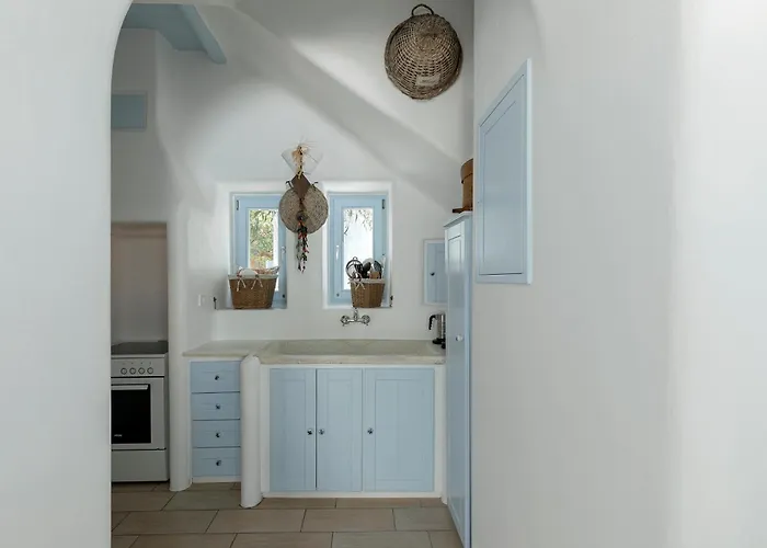 Maira With Seaview And Private Swimming Pool