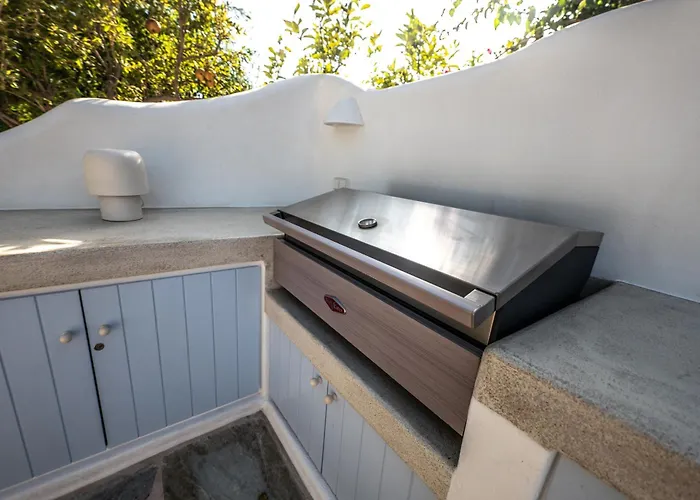 Maira With Seaview And Private Swimming Pool