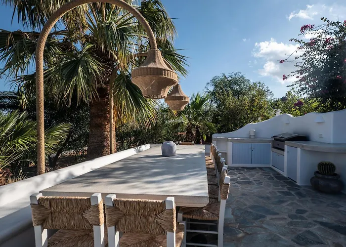 Maira With Seaview And Private Swimming Pool فيلة *