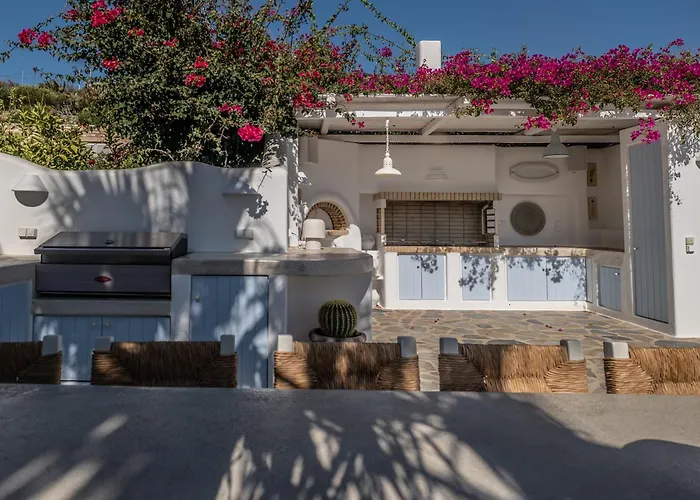 Maira With Seaview And Private Swimming Pool *