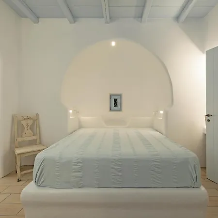 Maira With Seaview And Private Swimming Pool Villa