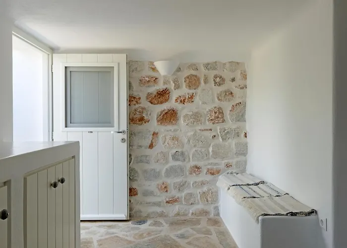 Maira With Seaview And Private Swimming Pool Drios