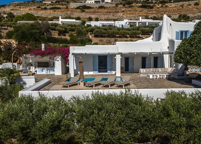 Maira With Seaview And Private Swimming Pool Villa